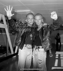 Bros - luke_and_matt_goss_1355890[1].jpg